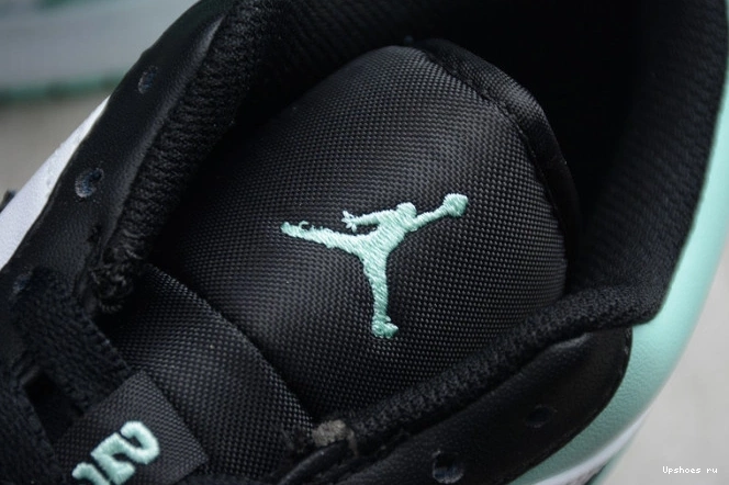 1 Low Toe Jordan 553558-117 Emerald 1011
